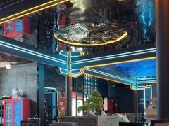 -屋有岛沉浸游戏旗舰店(中山公园店)