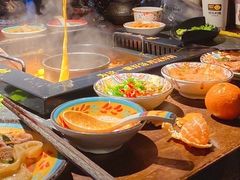 -老牌坊云南鱼豆花火锅(哈西万达店)