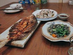 -鼎夫人·小酒文化餐厅(淡水桥店)