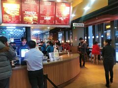 -The Habit Burger Grill 哈比特汉堡(复兴soho店)
