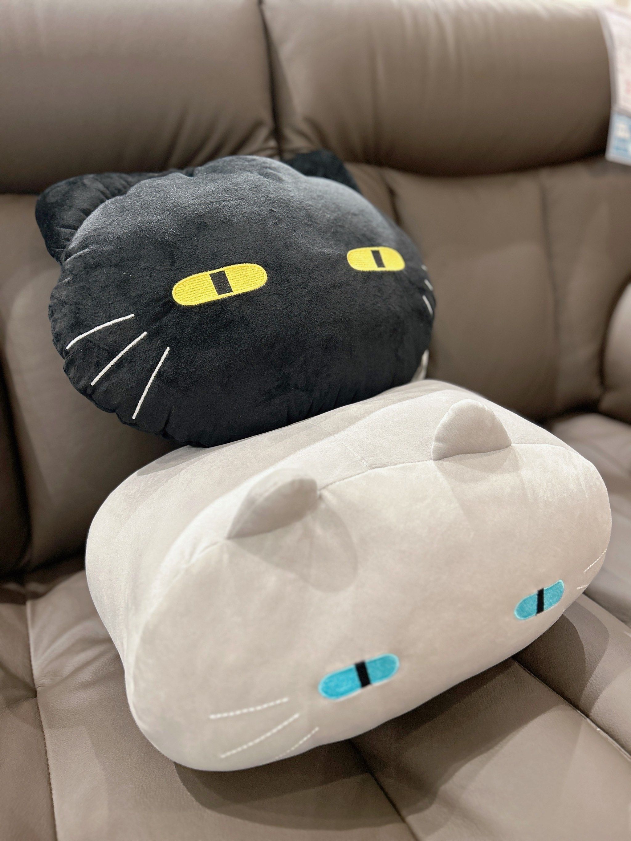 我一定要拥有这个猫爪抱枕