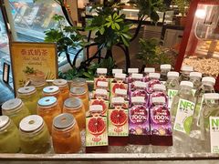 -广州万富希尔顿酒店·感趣自助餐厅·金秋蟹宴生蚝海鲜刺身
