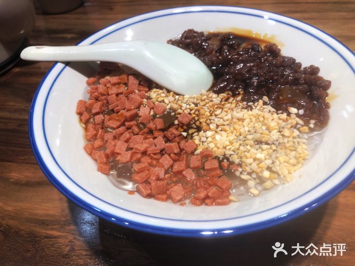 滴水·湘逢(南汇大学城生活广场店)落英冰粉图片