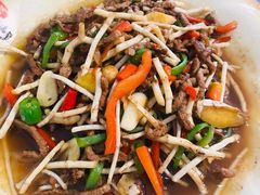 折耳根炒牛肉-张鲫鱼家常菜