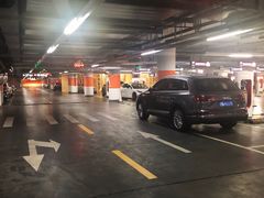 -丁香国际商业中心-停车场