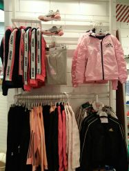 -adidas kids(翠微百货店)