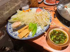 -周小明火锅(黑金冠社区店)