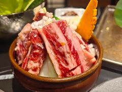-山川小町·极番烧肉(新地假日广场店)