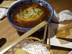 -新梅华·茶点餐厅(欧尚店)