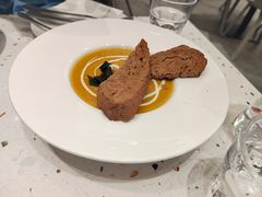 南瓜汤配烤面包-Ninethirty by Awfully Chocolate(天环广场店)