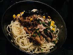 春笙凉面-春笙食堂.丼饭拉面寿司(GOGO新天地店)