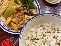 -老乌家特色小炒泡馍(大皮院店)