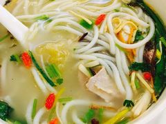 过桥米线-蝴蝶泉宾馆-中餐厅