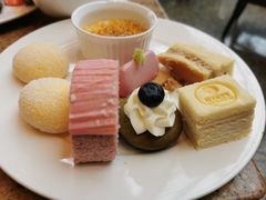 -松山湖凯悦酒店·Café自助餐厅·周末火舞秀表演