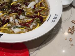-渔语鱼酸菜鱼新川菜(来福士店)