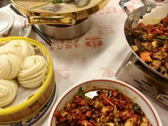 -堂瓦里·33年传统赣菜(第一街区店)