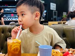 -汽车博物馆主题餐厅