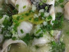 -新大咀港式茶餐厅(宝山万达店)