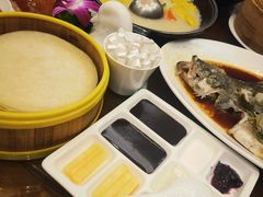 -东湖食堂·湖景餐厅•会议