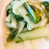 吃到中途，看了下周围，人开始慢慢地多起来了