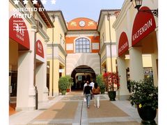 -佛罗伦萨小镇广佛名品奥特莱斯(疏港路店)