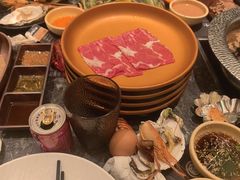 -牛YO寿喜烧·铁板烧和牛火锅自助(市府恒隆店)