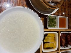 -老广酒楼(樱花店)