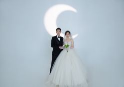 -Mu慕婚纱摄影·超级工作室