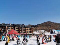 -中旅松花湖滑雪场