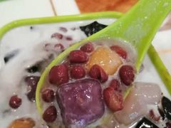 -爽爽王牌甜品(河背村店)