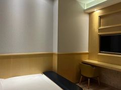 -爱舍美景酒店(燕儿岛路地铁站店)