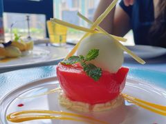 水蜜桃甜品-Kathleen's Waitan 凯圣琳江景西餐厅(外滩店)