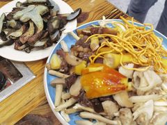 -菌之家·专业纯野生菌火锅·特色炒菌