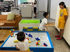 -杭州中沃沃尔沃4S店(滨江区店)