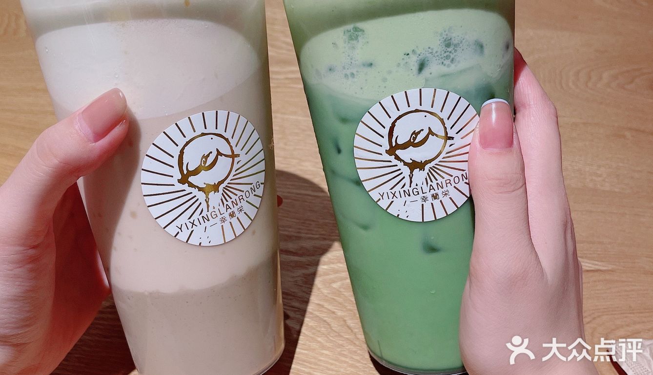 这应该算宜春很特色的饮品店
