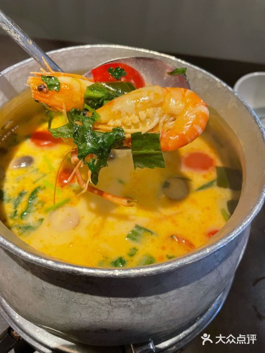 大头虾越式风味餐厅(光明广场店)冬阴功图片