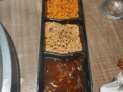 -石记东北风味烤肉店(子固路店)