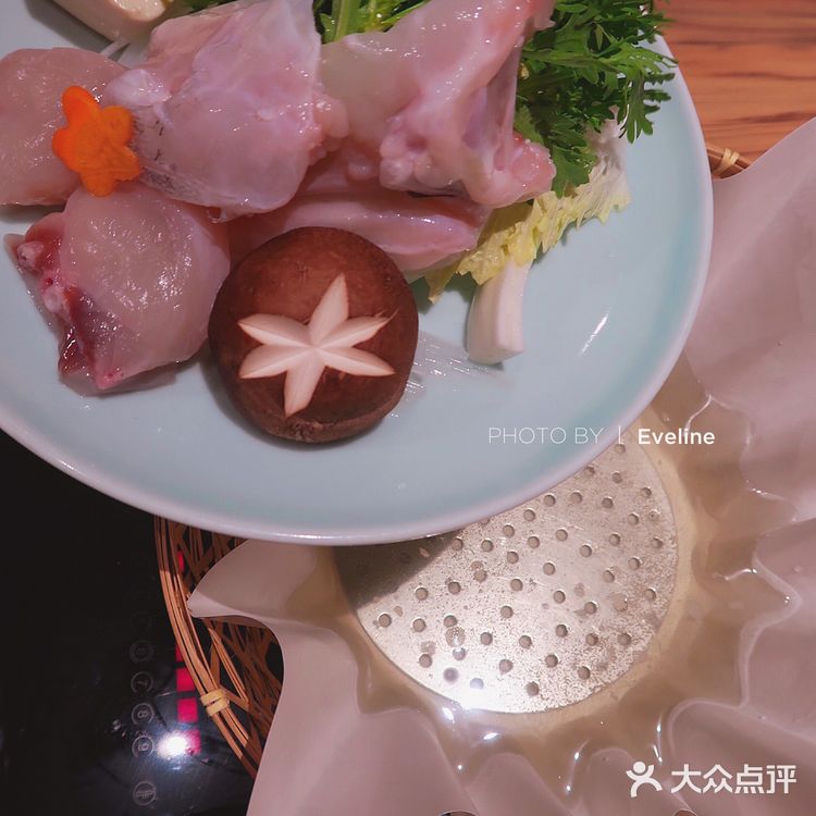 食材口感都不错。「河豚鱼鳍酒」好特别的酒