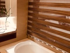 -兴芮温泉度假区