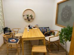 -依灵瑜伽普拉提连锁