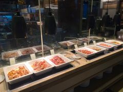 -大中华希尔顿酒店-念自助餐·嗨啤·小龙虾