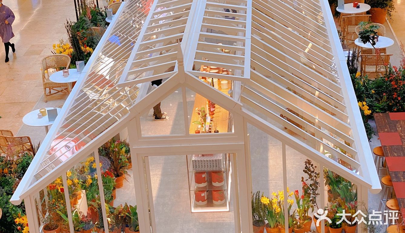 咖啡探店一第六百一十九家LOEWE快闪店