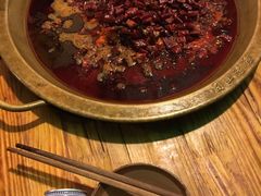 -岗上渣渣老火锅(两路口店)