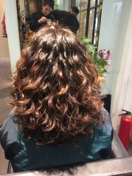 -东方麒麟·潘多拉SALON