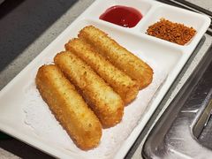 -海底捞火锅(新松江路生日主题店)