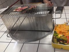 -喜悦小串丹东小黄牛海鲜烧烤大排档(民主广场店)