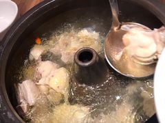云海肴汽锅鸡-云海肴云南菜(浦江欢乐颂店)
