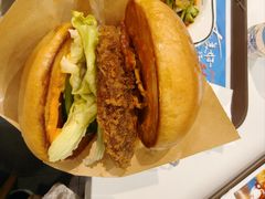 安格斯牛肉芝士堡-魏家凉皮(大雁塔南广场餐厅)