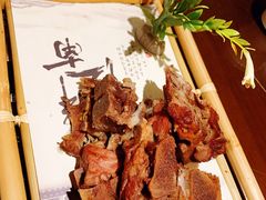 -东口码头·烧鸽子·鱼头泡饼·地方菜(金鹰悦城店)