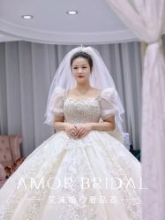 -AMOR艾沫婚纱奢品荟(设计师勒泰店)